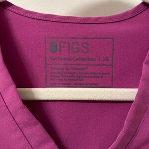 Figs Catarina - Bright Fuchsia